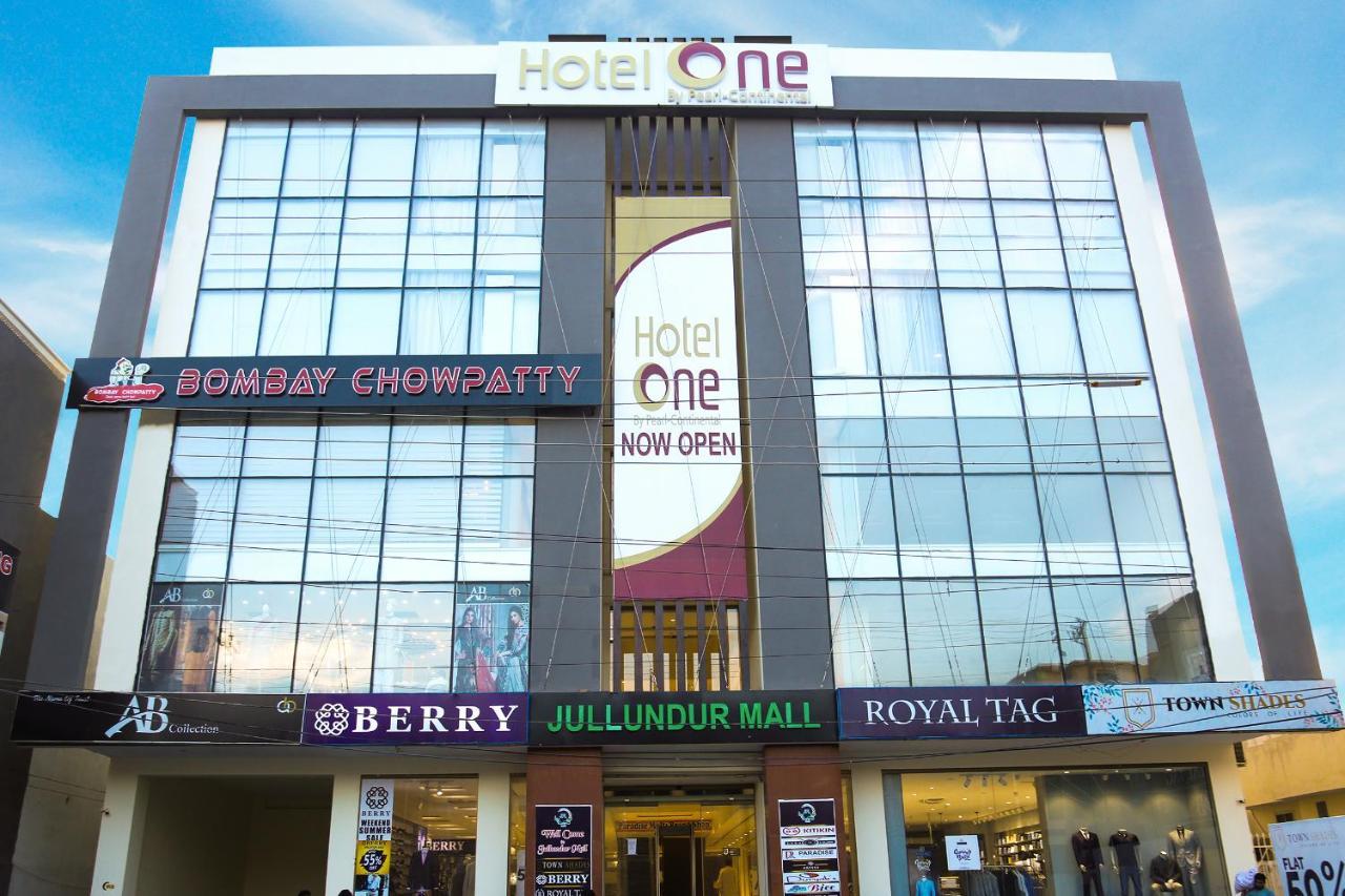 Hotel One Rahim Yar Khan Club Road Екстериор снимка